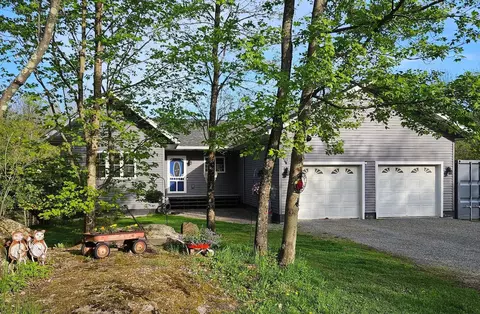 5 Ted Rd, Milton, VT 05468