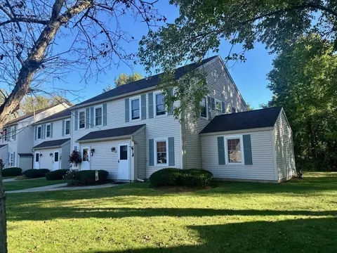 17 Brickyard Rd #12, Essex Junction, VT 05452