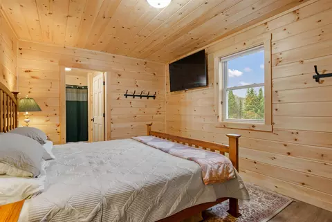 Bedroom - 130 Poisson Dr, Canaan, VT 05903 photo 6 of 6