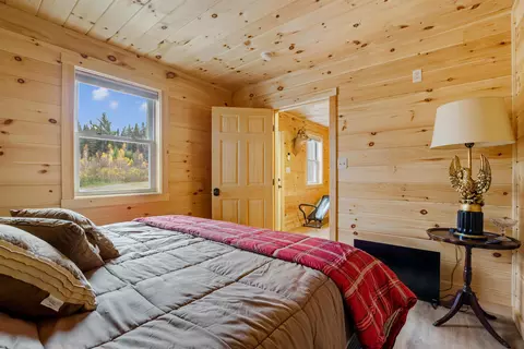 Bedroom - 130 Poisson Dr, Canaan, VT 05903 photo 1 of 6