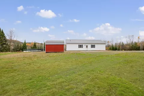 130 Poisson Dr, Canaan, VT 05903