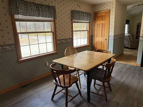 Dining - 175 Pleasant Valley Rd, Springfield, VT 05156 photo 1 of 3