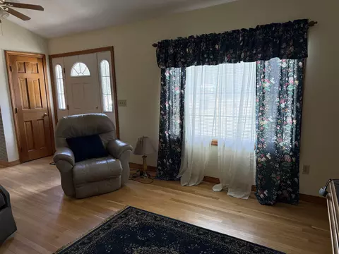 Entry Way - 175 Pleasant Valley Rd, Springfield, VT 05156 photo 1 of 1