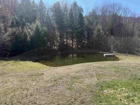 Exterior - 175 Pleasant Valley Rd, Springfield, VT 05156 photo 2 of 4