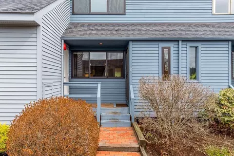 18 College Hill Rd #18, Hanover, NH 03755