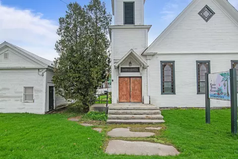 394 Vt Route 15, Jericho, VT 05465