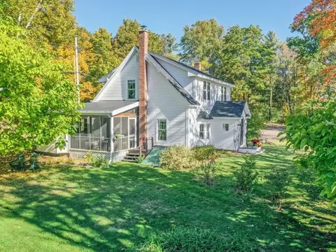 1506 Oak Hill Rd, Williston, VT 05495