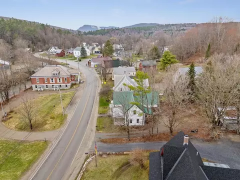 View/Area - 81 E River Rd, Lincoln, VT 05443 photo 2 of 4