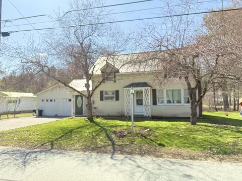 277 South St, White River Junction, VT 05001