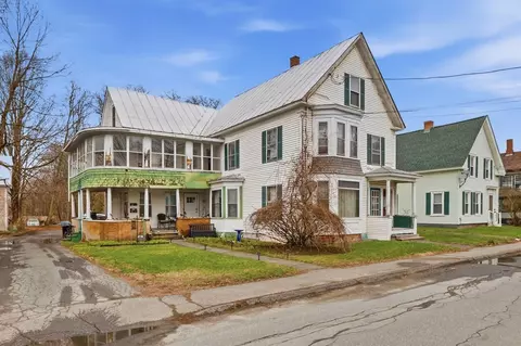 39 Highland St, Woodsville, NH 03785