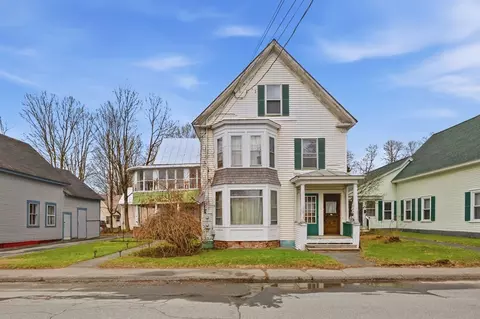 39 Highland St, Woodsville, NH 03785