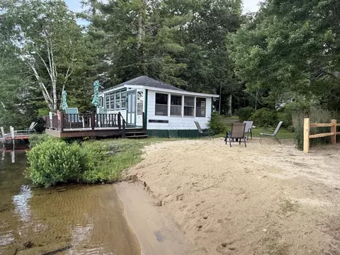 460 Crystal Lake Rd, Gilmanton, NH 03837