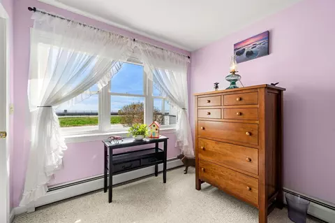 Bedroom - 501 Ocean Blvd #1, Hampton, NH 03842 photo 2 of 7
