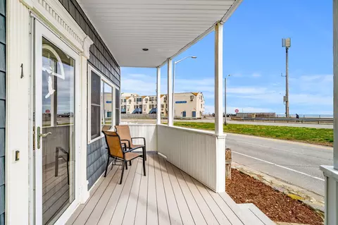 Exterior - 501 Ocean Blvd #1, Hampton, NH 03842 photo 6 of 7