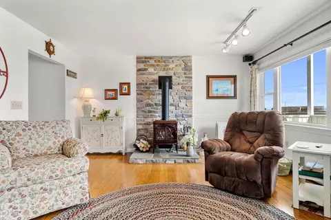 Living - 501 Ocean Blvd #1, Hampton, NH 03842 photo 3 of 6