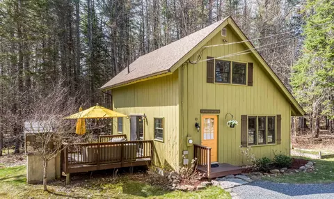 10 Shorewood Estates Rd, Unity, NH 03773