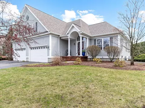 123 Economou Farm Rd, South Burlington, VT 05403