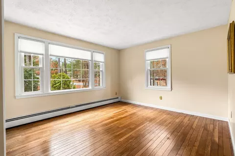 Living - 6 Sirod Rd, Windham, NH 03087 photo 6 of 9