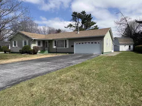 5 Winters Ct, Swanton, VT 05488