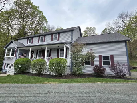 229 Meadowood Ln #6, Waterford, VT 05819