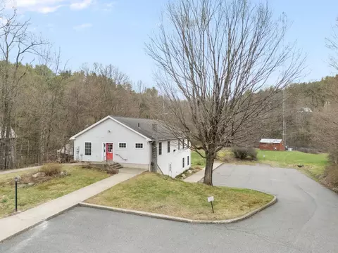 458 Williams St, Brattleboro, VT 05301