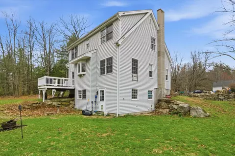 10 Upton Rd, Mont Vernon, NH 03057