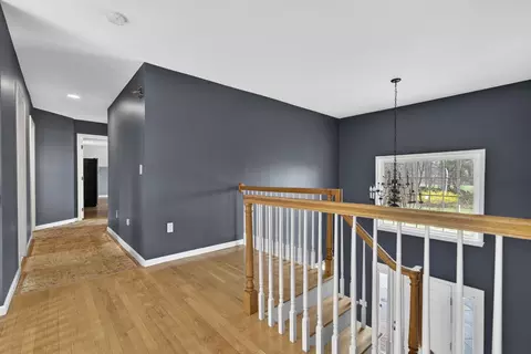 Entry Way - 12 Leclair Dr, Hudson, NH 03051 photo 3 of 4