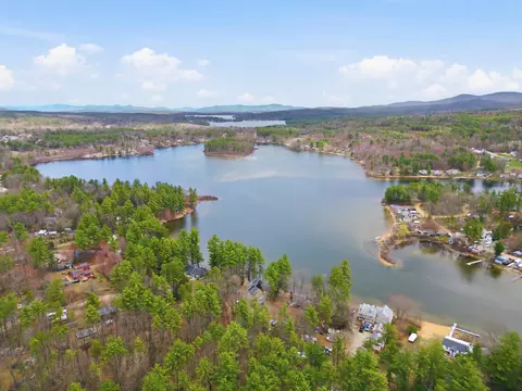 20 Ruby Ln, Tilton, NH 03276