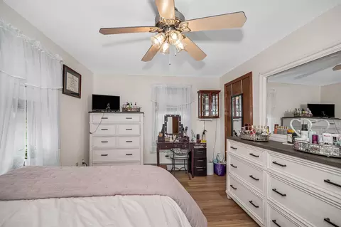 Bedroom - 22 Depot Rd, Windham, NH 03087 photo 6 of 9