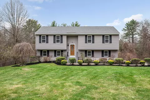 22 Depot Rd, Windham, NH 03087