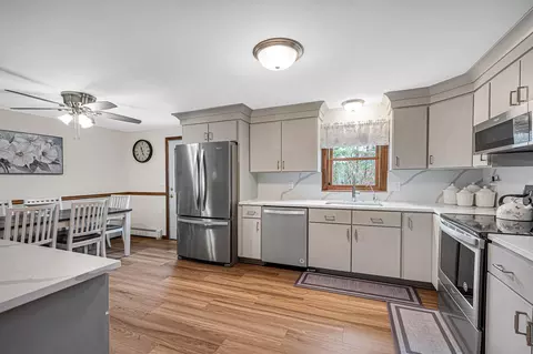 Kitchen - 22 Depot Rd, Windham, NH 03087 photo 3 of 4
