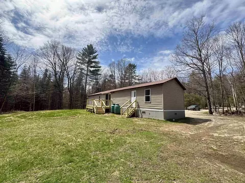 137 Keyes Hollow Rd, Lempster, NH 03605