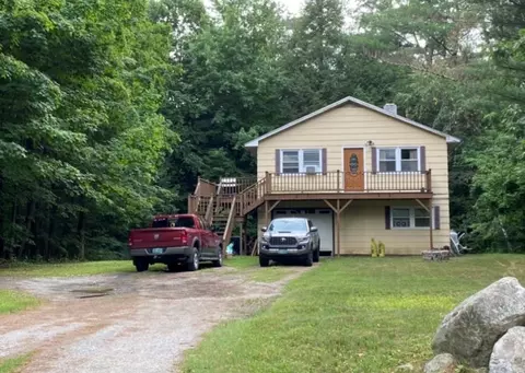 517 Cold River Rd, Clarendon, VT 05759