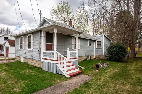 28 Whittier St, Dover, NH 03820