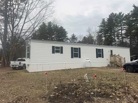 3 Chamberlain Ct, Deering, NH 03244