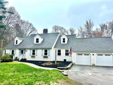 29 Orchard Dr, Hollis, NH 03049