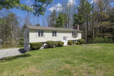 20 Blair Ave, Hillsborough, NH 03244