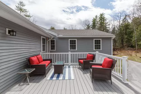 Exterior - 1057 Bound Tree Rd, Hopkinton, NH 03229 photo 5 of 16