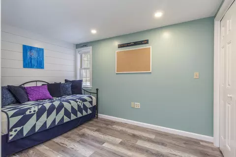 Bedroom - 1057 Bound Tree Rd, Hopkinton, NH 03229 photo 6 of 7