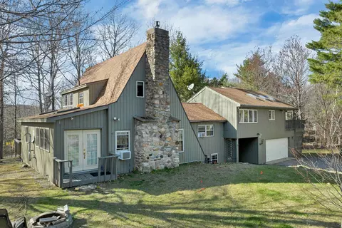 35 Valley Dr, Gilford, NH 03249