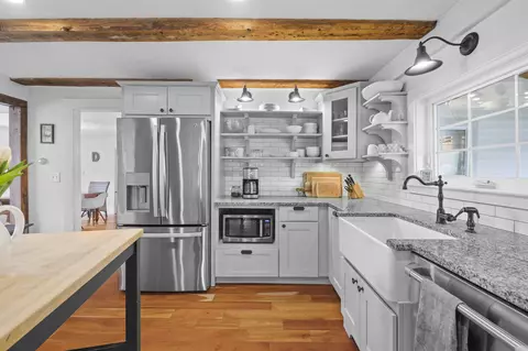 Kitchen - 64 Kingston Rd, Exeter, NH 03833 photo 3 of 4