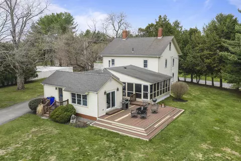 Exterior - 64 Kingston Rd, Exeter, NH 03833 photo 8 of 10