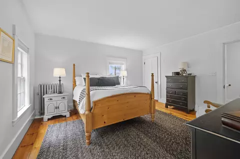 Bedroom - 64 Kingston Rd, Exeter, NH 03833 photo 1 of 7