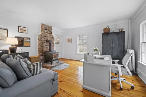 Living - 64 Kingston Rd, Exeter, NH 03833 photo 7 of 9