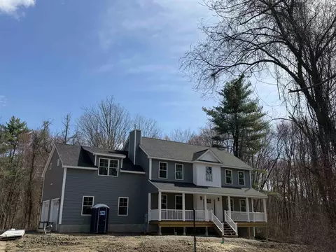 60 Jenkins Rd, Bedford, NH 03110