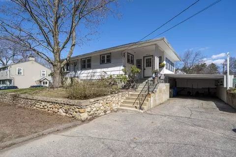 85 W Mitchell St, Manchester, NH 03103