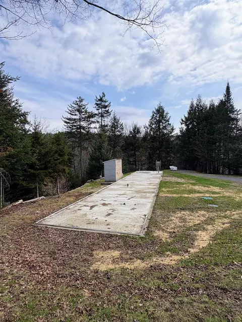 160 W Hill Rd, Northfield, VT 05663