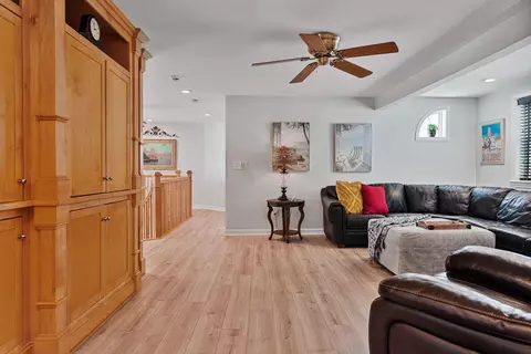 Living - 7 Redman St, Hampton, NH 03842 photo 3 of 5
