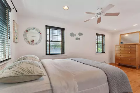 Bedroom - 7 Redman St, Hampton, NH 03842 photo 4 of 9