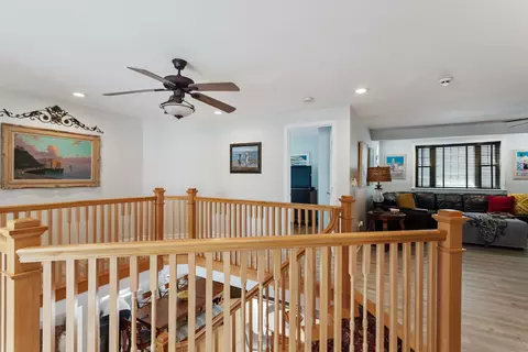 Entry Way - 7 Redman St, Hampton, NH 03842 photo 9 of 10
